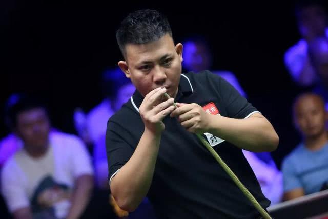 在比赛之余 在比赛之余