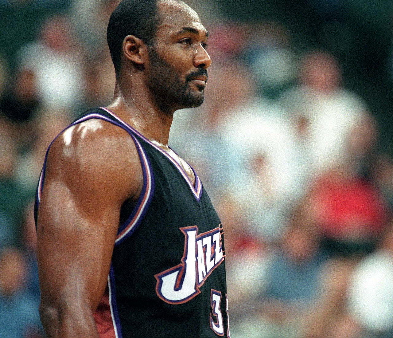 足球运动不 足球运动不