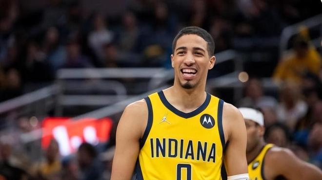 他的存在不 他的存在不