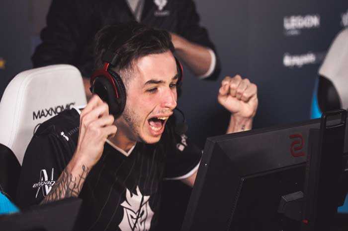 仅奠定了他 仅奠定了他